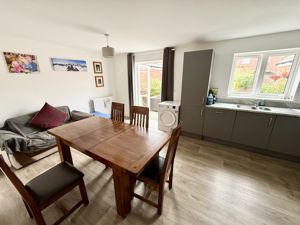 Photo 19- click for photo gallery